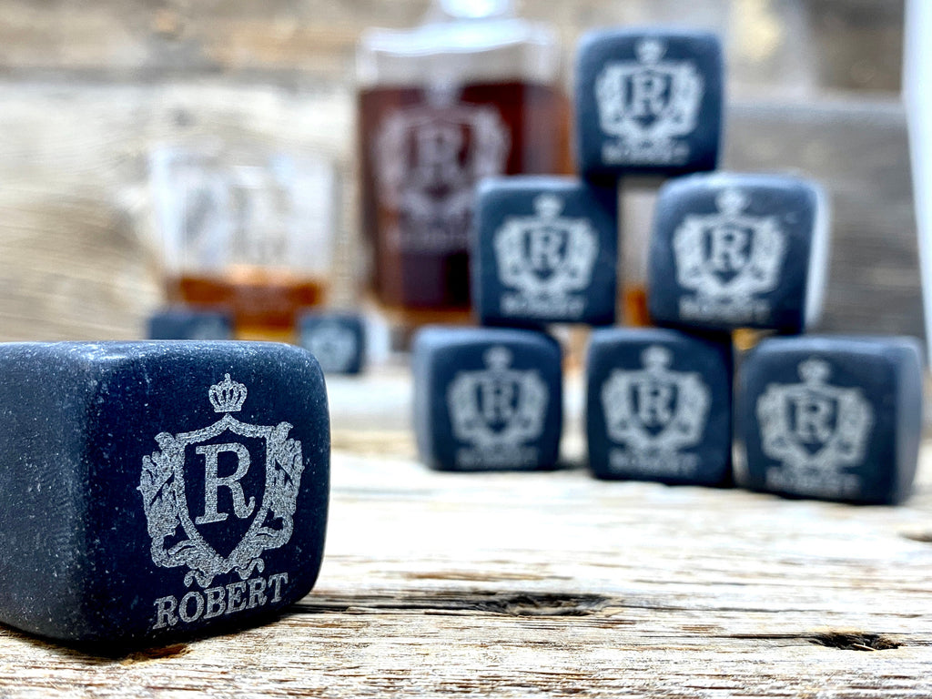 Engraved Whiskey Decanter Gift Set with Glasses – Personalized Christmas Gift for Him, Dad, Husband, or Boyfriend