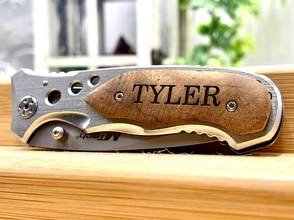Groomsmen's Engraved Knife