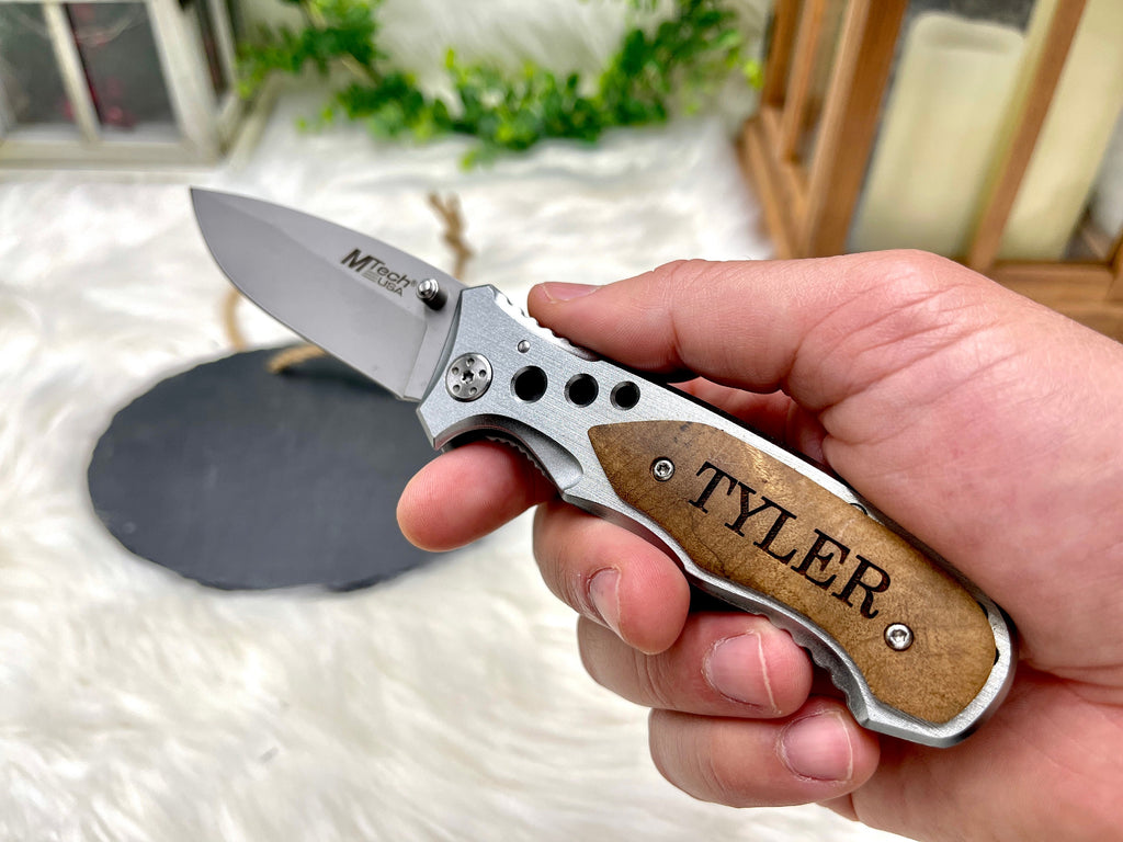 Groomsmen's Engraved Knife