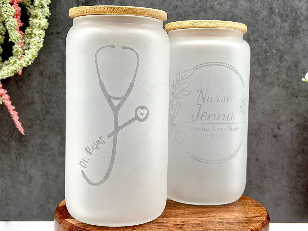 Nurse Engraved Can Glasses, Personalized Gift for Nurses and Doctors, Iced Coffee Cup with Bamboo Lid and Straw
