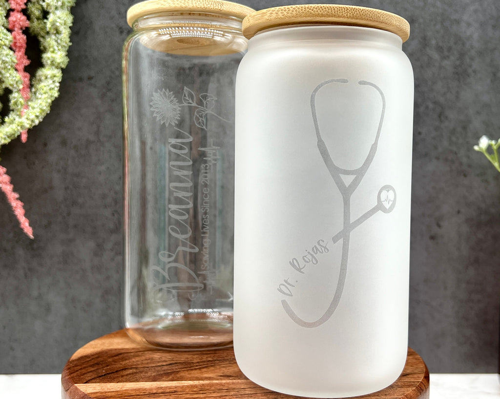Nurse Engraved Can Glasses, Personalized Gift for Nurses and Doctors, Iced Coffee Cup with Bamboo Lid and Straw