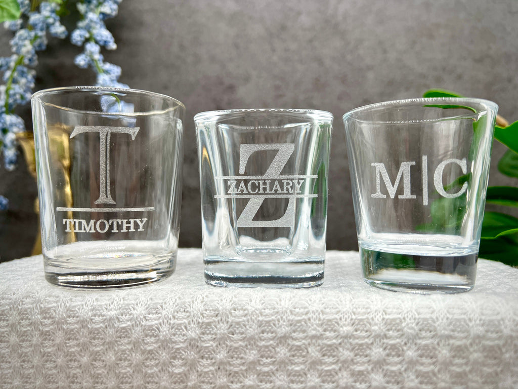 Engraved Shot Glass, Personalized Shot Glass Gift for Groomsmen Party, Family and Friends Party Graduation Shot Glasses for Wedding Favors