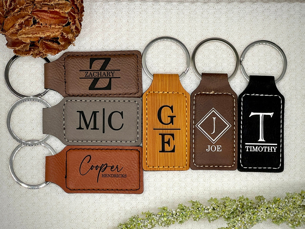 Personalized Keychain, Engraved Leather Key Holder, Key Chain for Groomsmen Proposal Gift