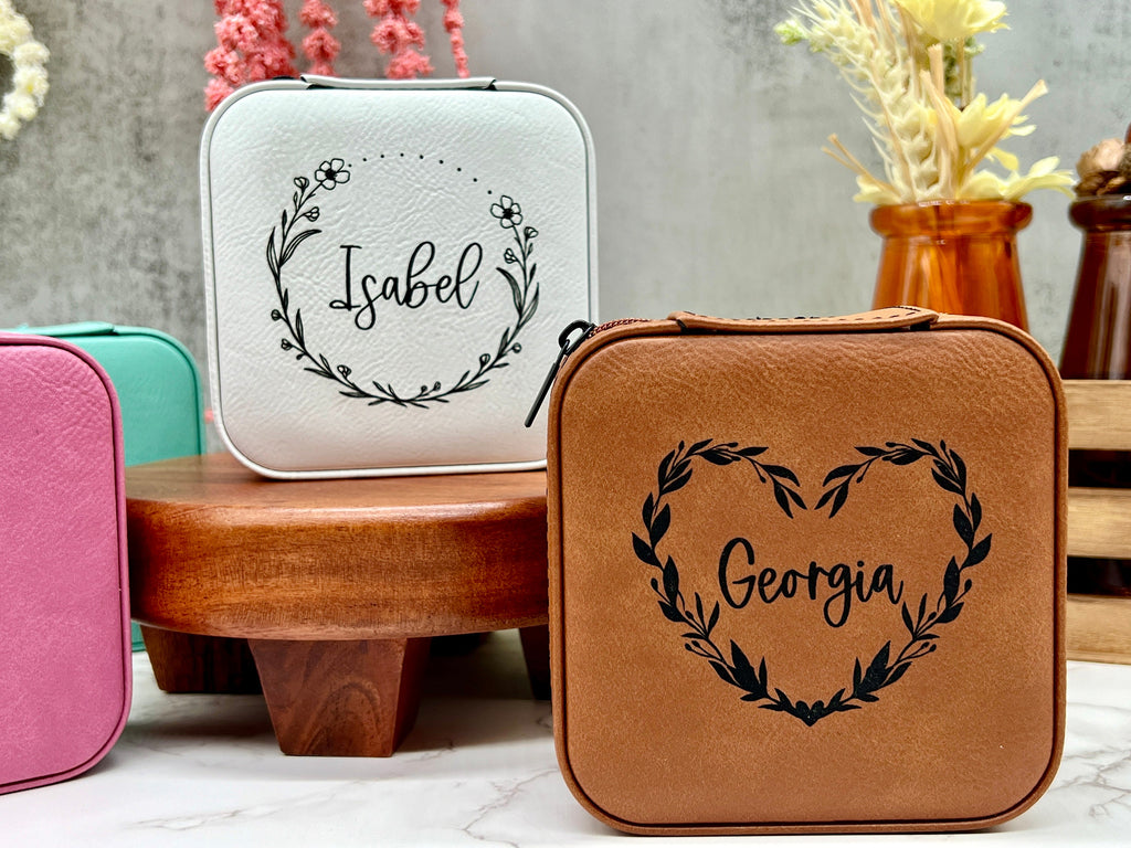 Floral Wreath Engraved Travel Jewelry Box Gift for Her, Personalized Jewelry Box, Gift for Girlfriend, Gift for Daughter