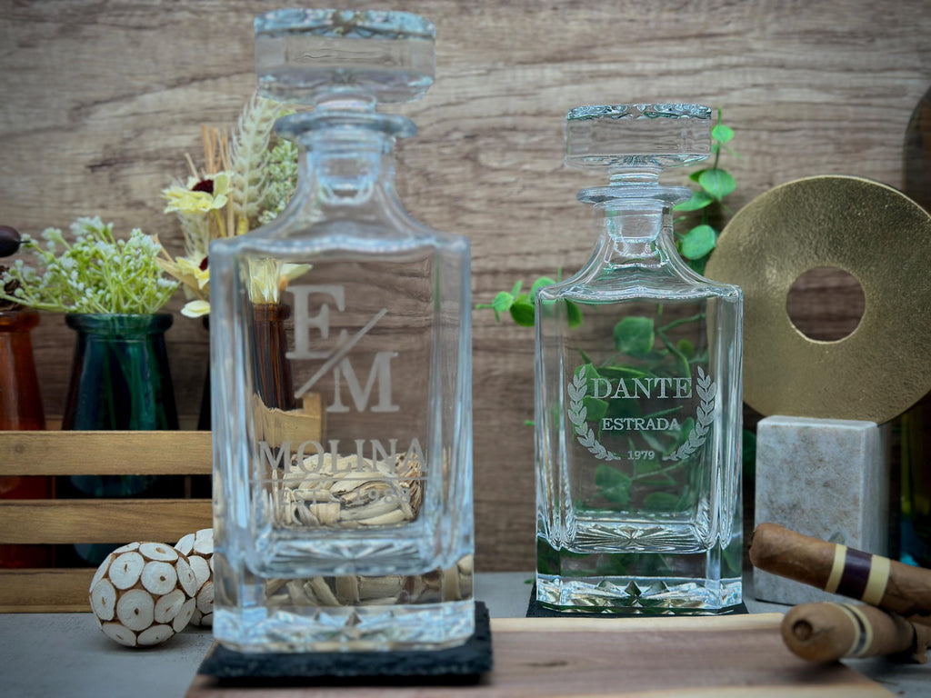 Groomsmen Decanter Set, Personalized Whiskey Decanter, Engraved Whiskey Glasses, Christmas Gift For Men, Gift For Husband, Gift for Dad.