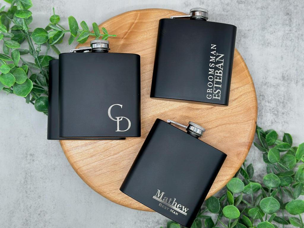 Personalized Groomsmen Flasks, Best Man Gift, Custom Black Flask for Best Man, Black Hip Flask, Groomsmen Gifts, Gifts for Wedding Party.