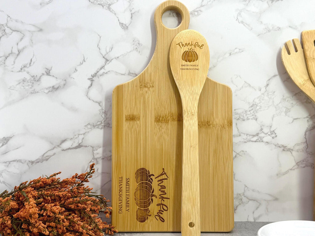 Personalized Thanksgiving Cutting Board & Spoon Set - Bamboo Cutting Board and Spoon - Thanksgiving Gifts - Holiday Gifts - Fall Decor