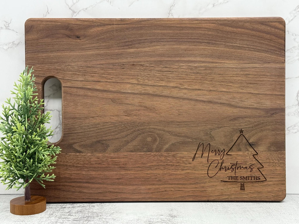 Personalized Christmas Cutting Board, Engraved Holiday Gift for Couple or Family, Custom Bamboo Board for Holiday Kitchen Décor