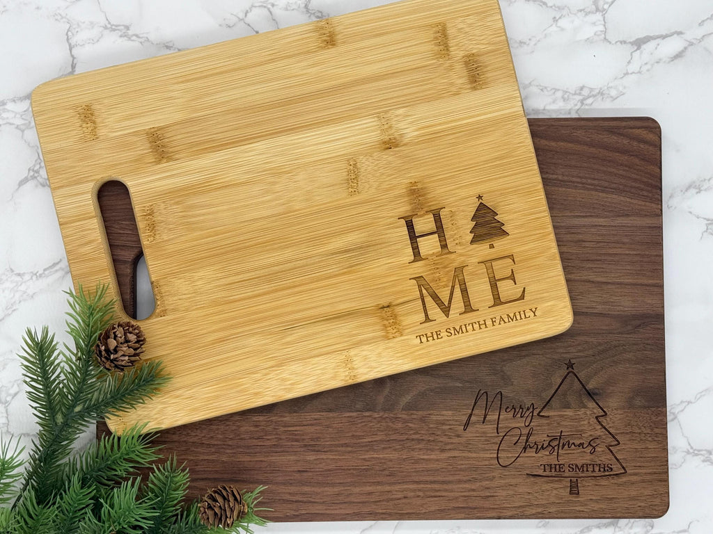 Personalized Christmas Cutting Board, Engraved Holiday Gift for Couple or Family, Custom Bamboo Board for Holiday Kitchen Décor