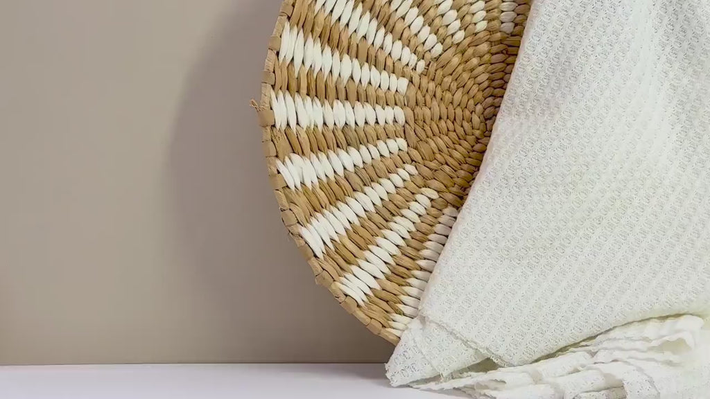 Pregnancy Announcement Christmas Ornament - Baby Reveal Holiday Keepsake - Glass Christmas Ornament - New Baby Christmas Gift -Holiday Decor