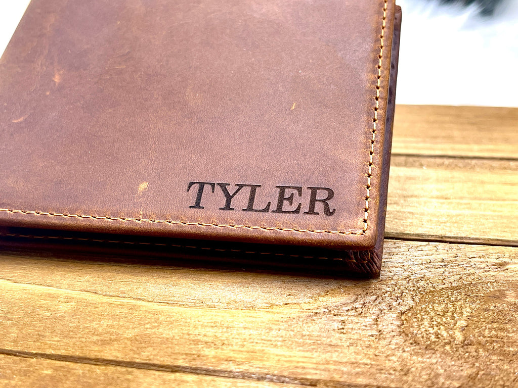 Anniversary Gift for Him Boyfriend Personalized Leather Wallet with Engraved Name