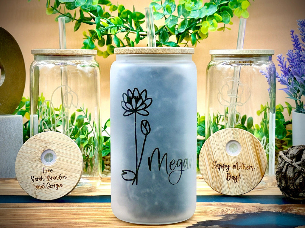 Personalized Birth Month Flower Engraved Can Glass and Bamboo Lid for Bridesmaid Gift Ideas