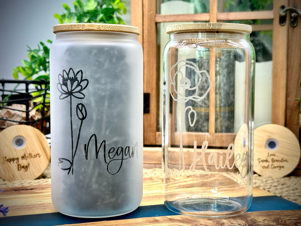 Personalized Birth Month Flower Engraved Can Glass and Bamboo Lid for Bridesmaid Gift Ideas