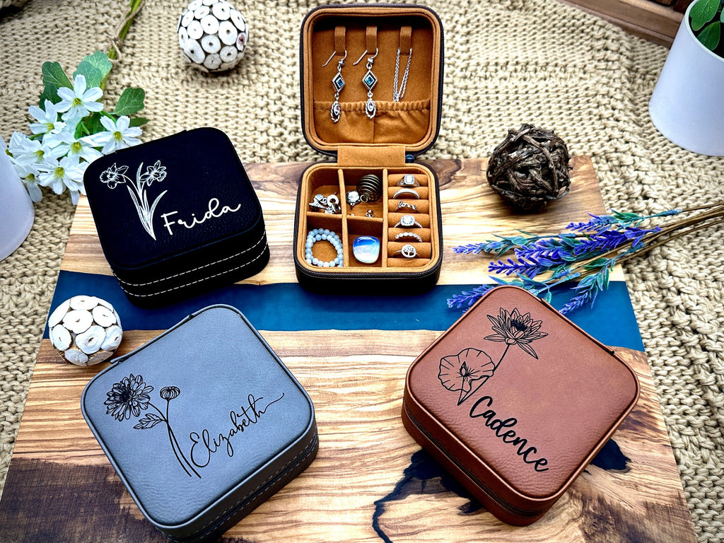 Birth Flower Jewelry Travel Case Gifts for Women Personalized with Birth Flower Month and Custom Name Jewelry Case