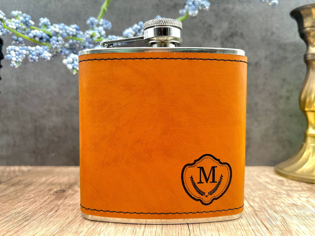 Personalized Flask for Men, Groomsman Gift, Leather Flask, Flask Personalized, Flasks, Bachelor Party Gifts