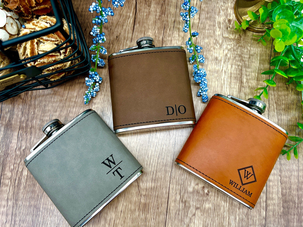 Personalized Flask for Men, Groomsman Gift, Leather Flask, Flask Personalized, Flasks, Bachelor Party Gifts